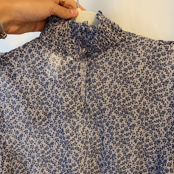 H&M blouse - Picture 3 of 4